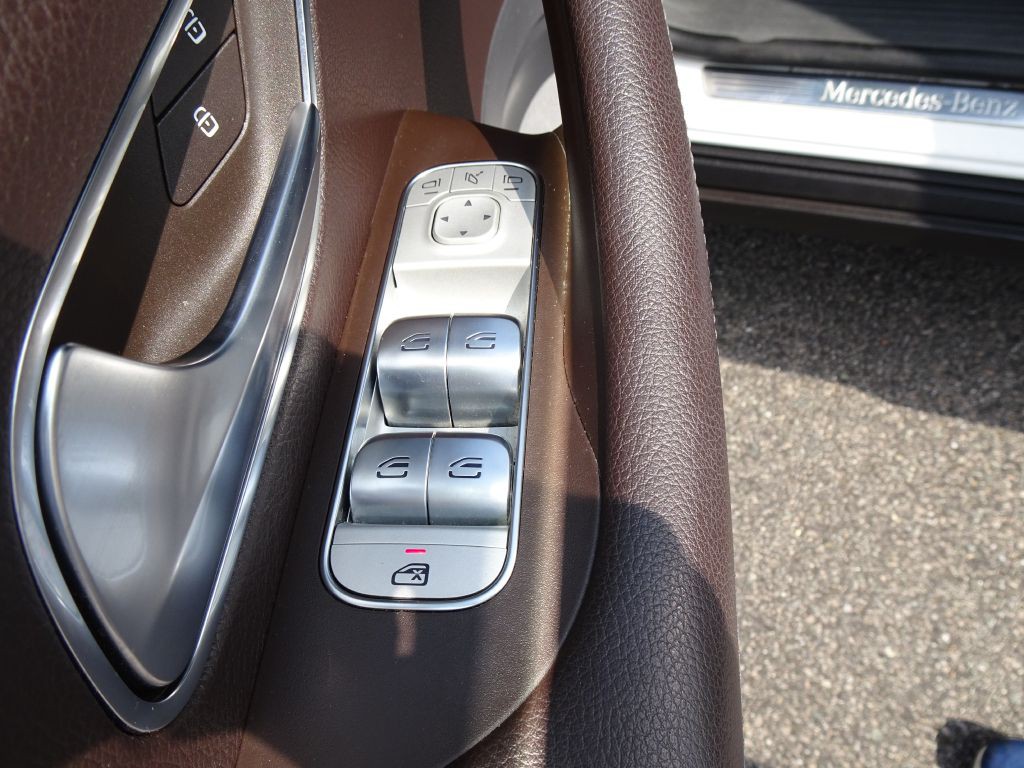2020 Mercedes-Benz GLE-Class Image 13