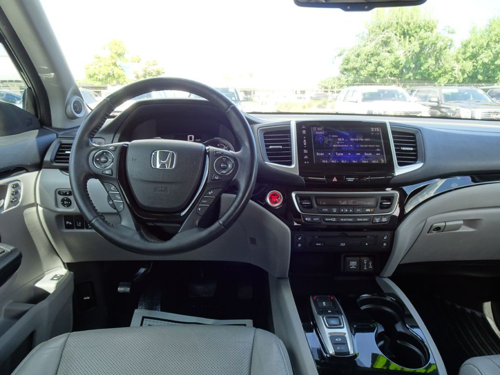 2018 Honda Pilot Image 21