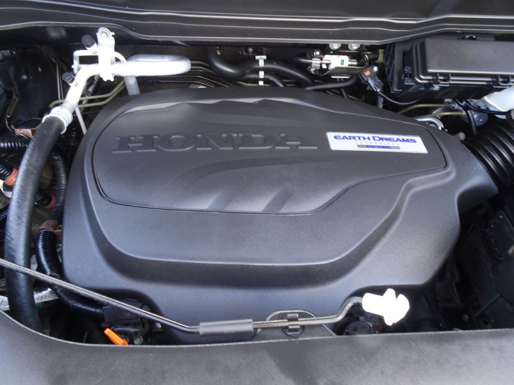 2018 Honda Pilot Image 36