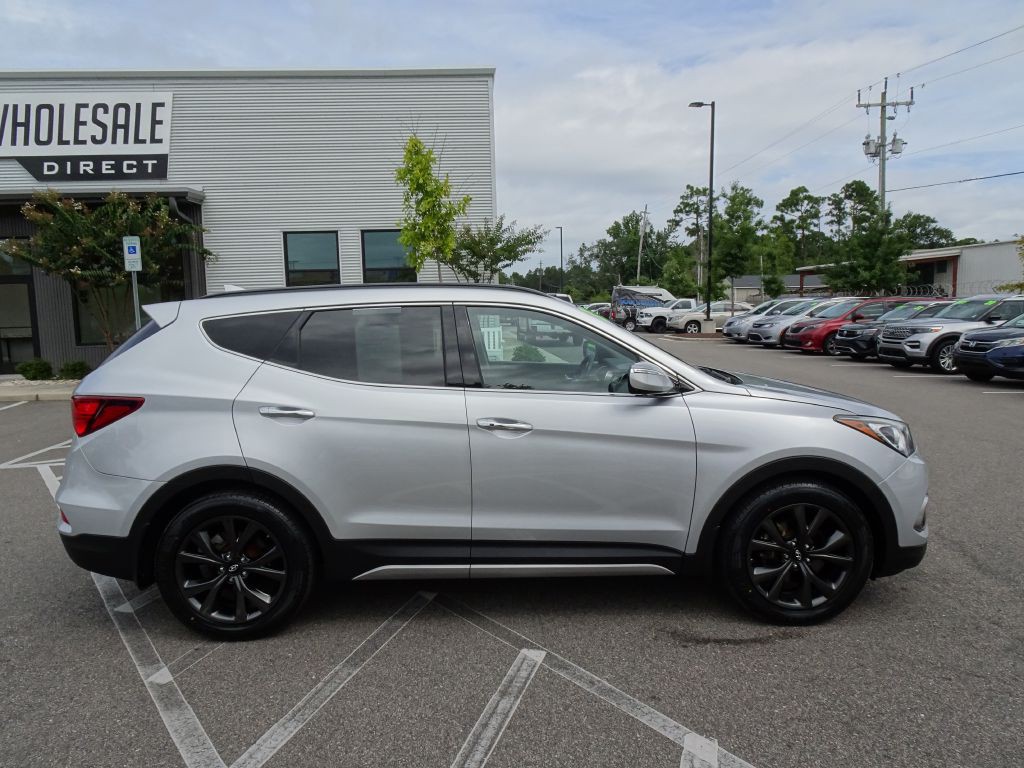 2018 Hyundai Santa Fe Sport Image 2