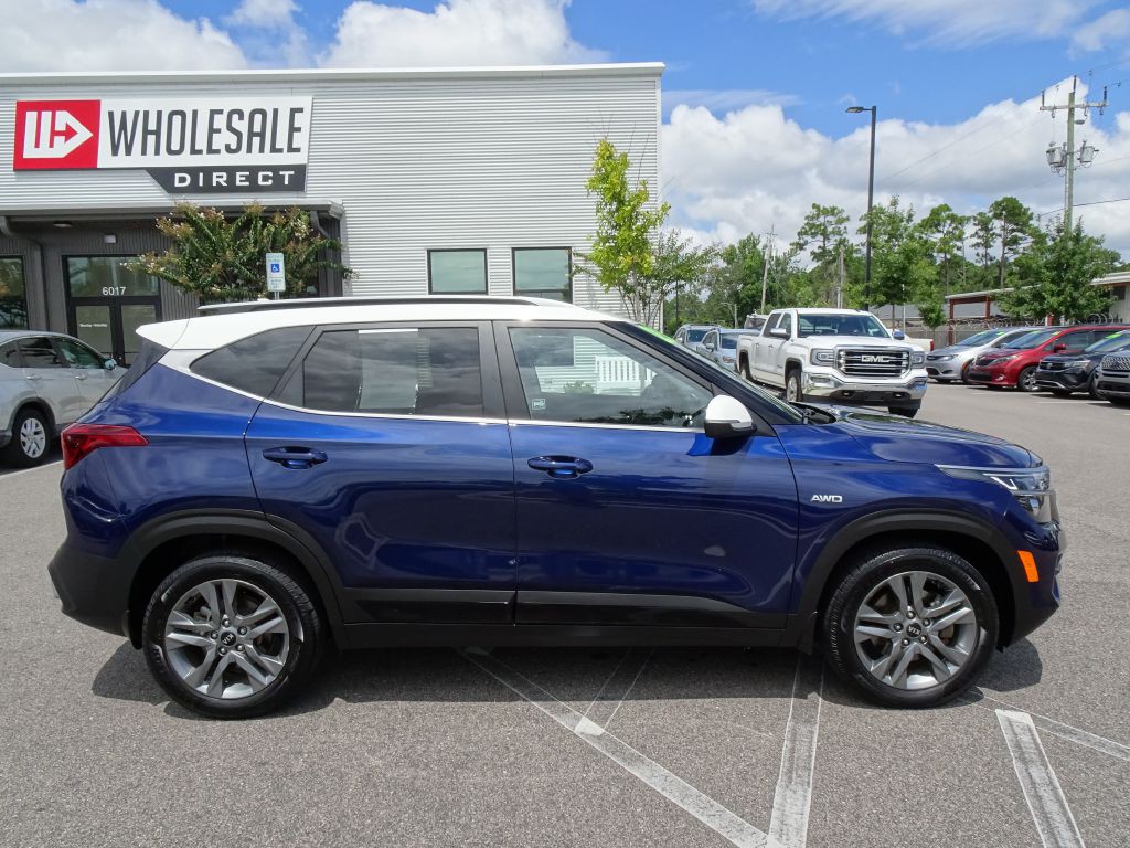 2021 Kia Seltos Image 2