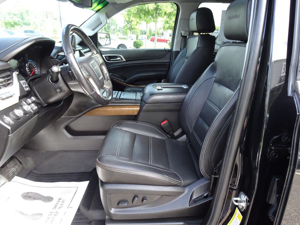 2020 GMC Yukon Image 9