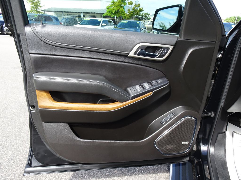 2020 GMC Yukon Image 11
