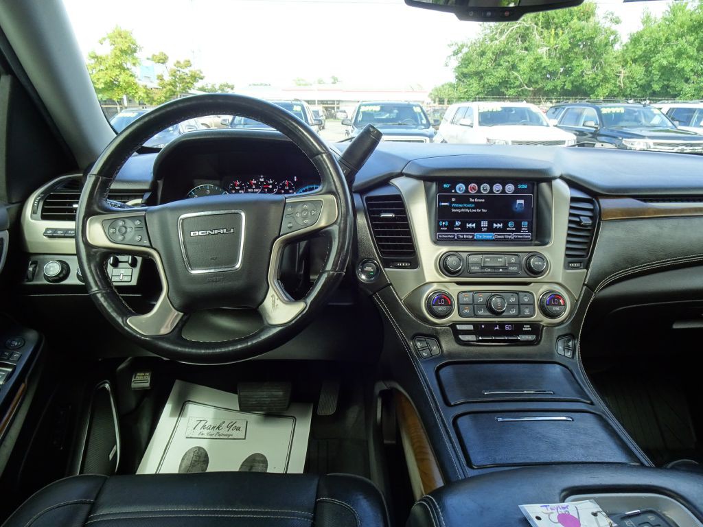 2020 GMC Yukon Image 22