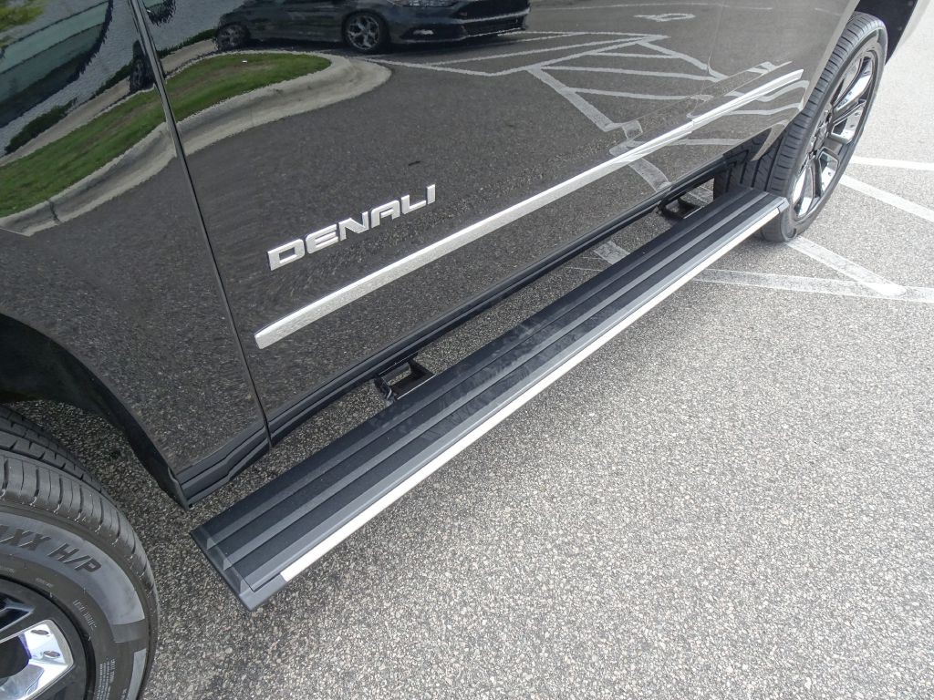 2020 GMC Yukon Image 45