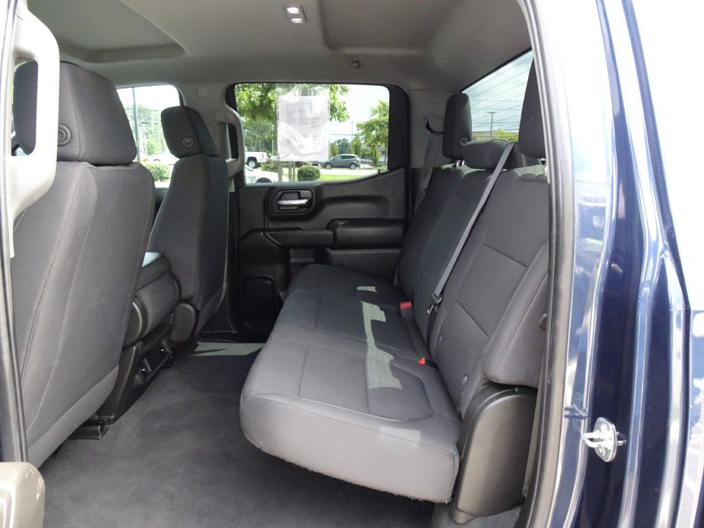 2022 Chevrolet Silverado 1500 Image 13