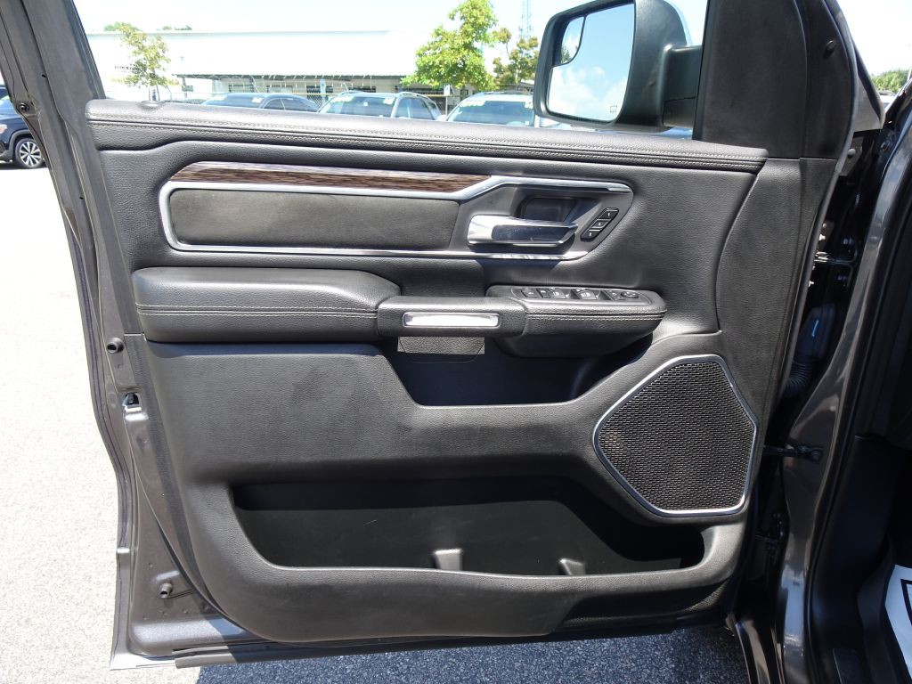 2019 RAM 1500 Image 11