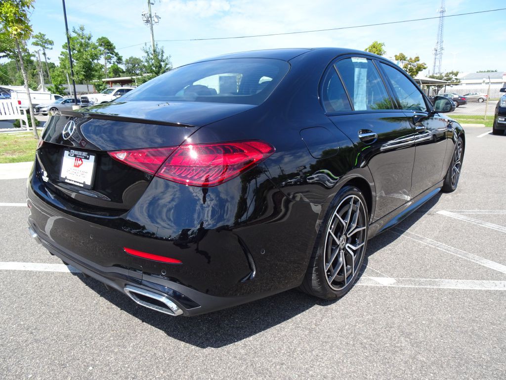 2022 Mercedes-Benz C-Class Image 3