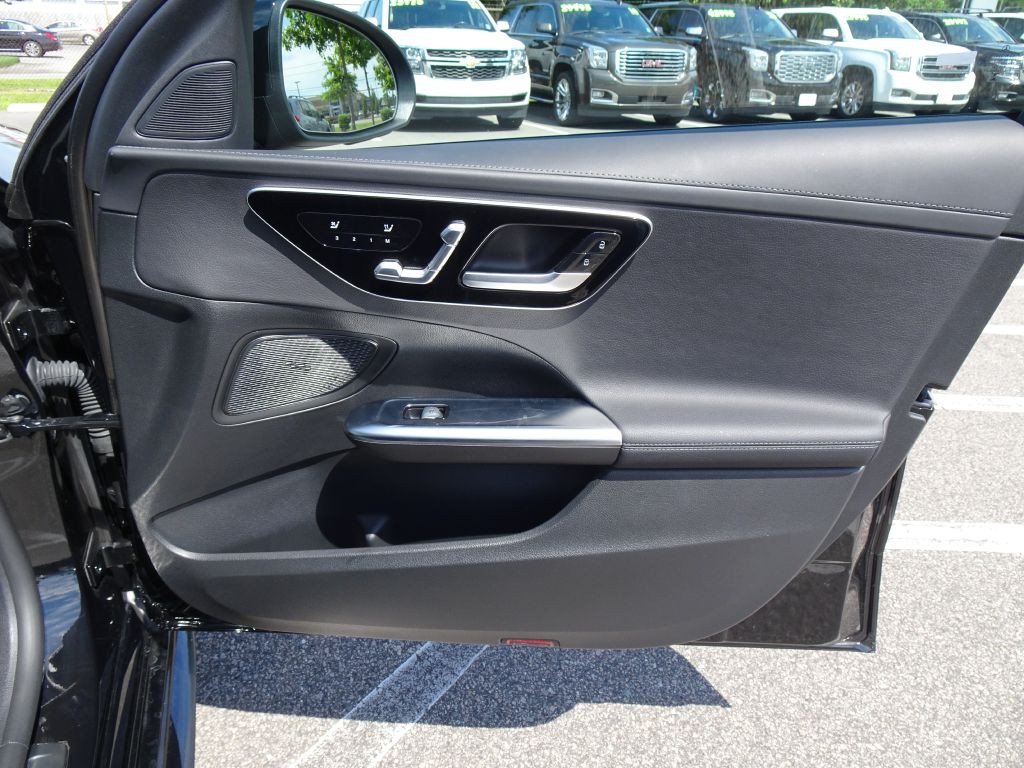 2022 Mercedes-Benz C-Class Image 15