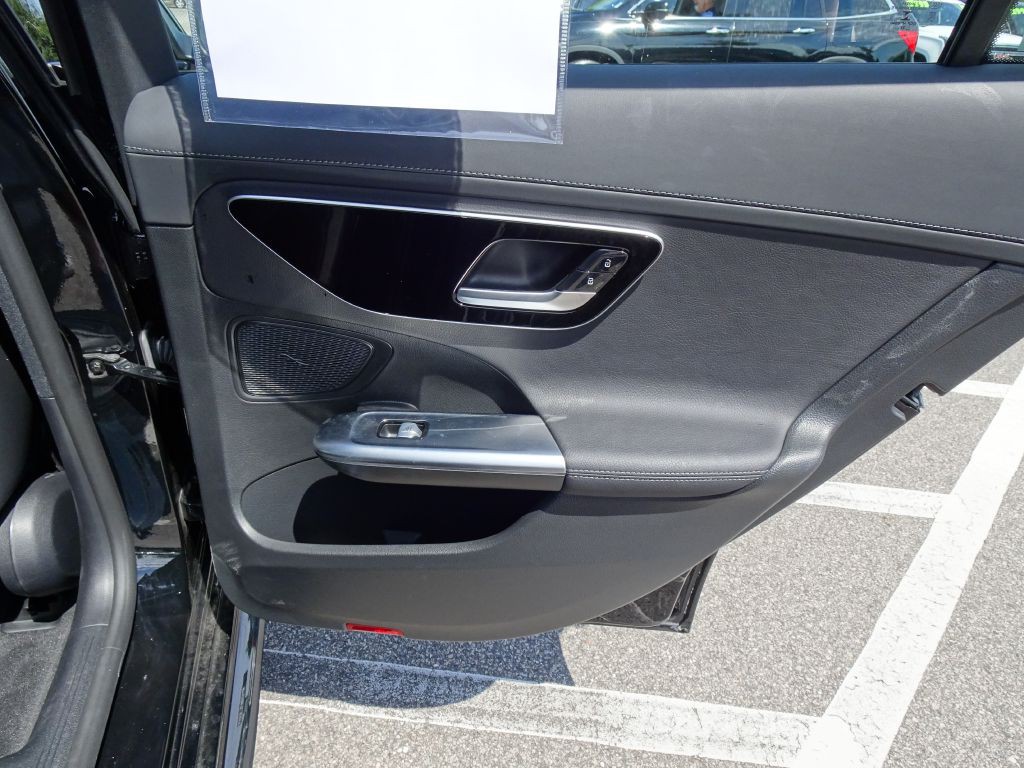 2022 Mercedes-Benz C-Class Image 17
