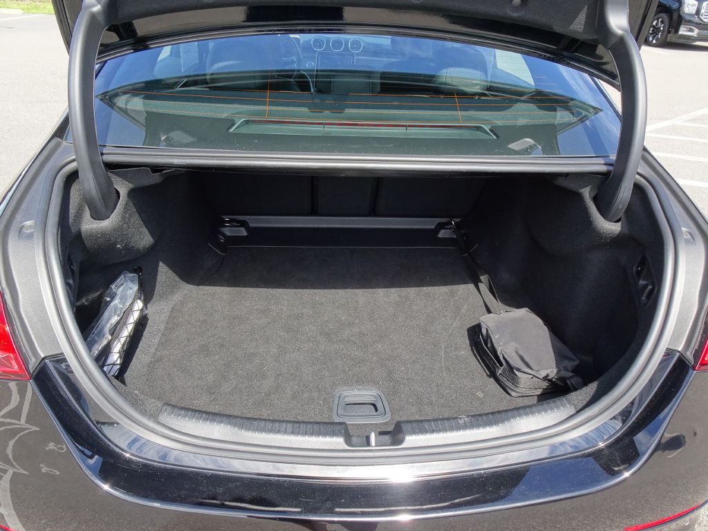 2022 Mercedes-Benz C-Class Image 27