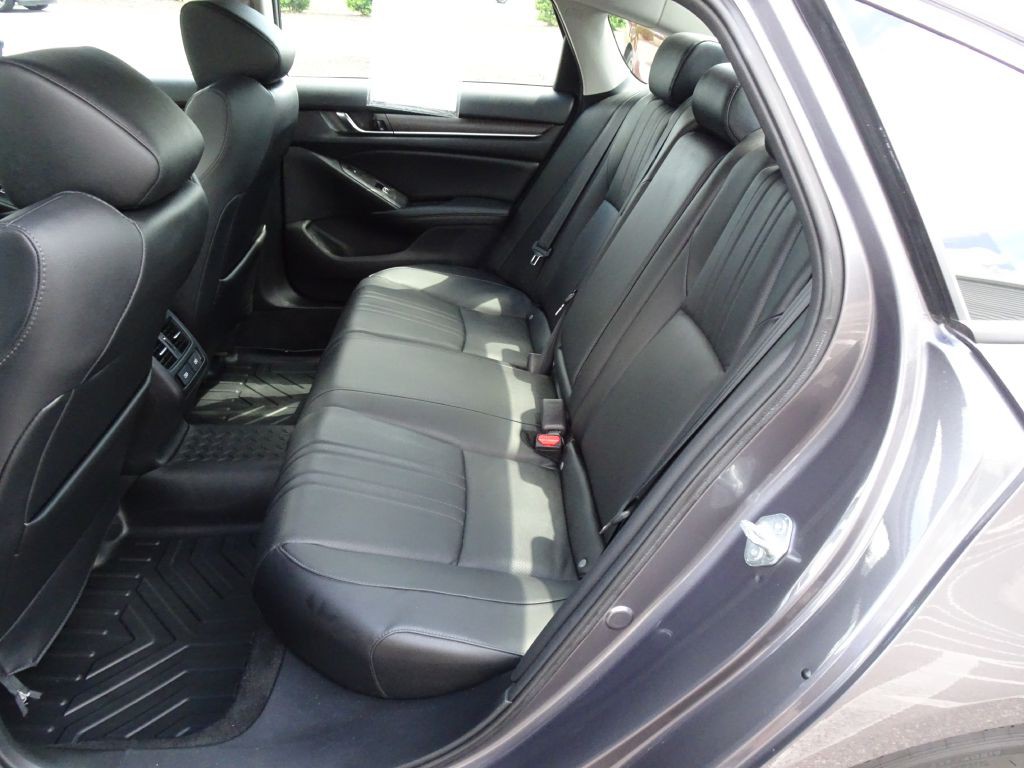 2021 Honda Accord Image 13