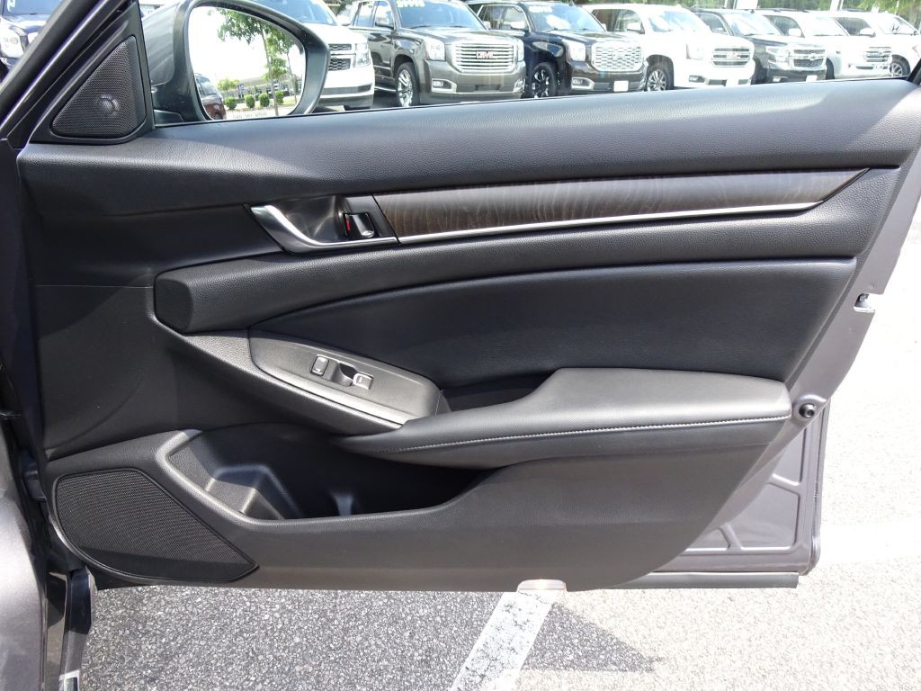 2021 Honda Accord Image 16