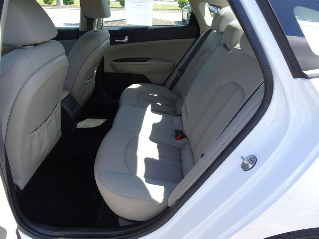 2018 Kia Optima Image 13