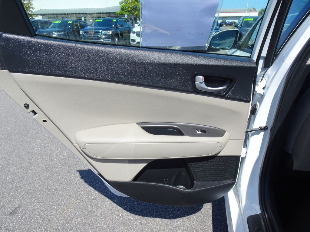 2018 Kia Optima Image 14