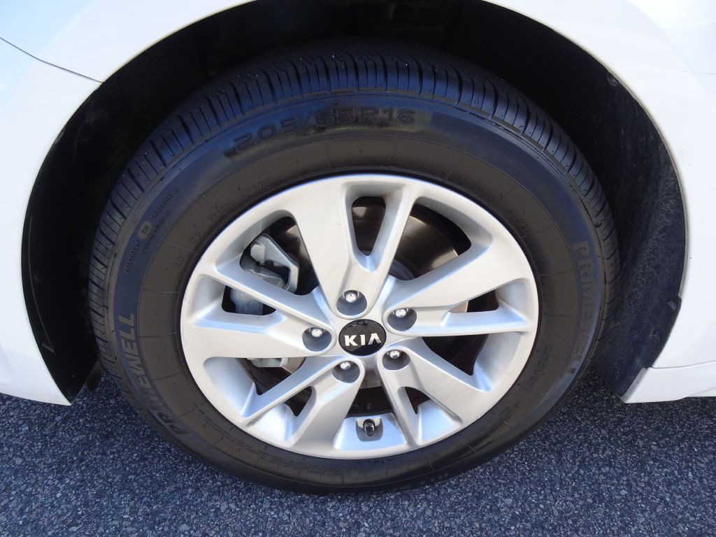 2018 Kia Optima Image 34