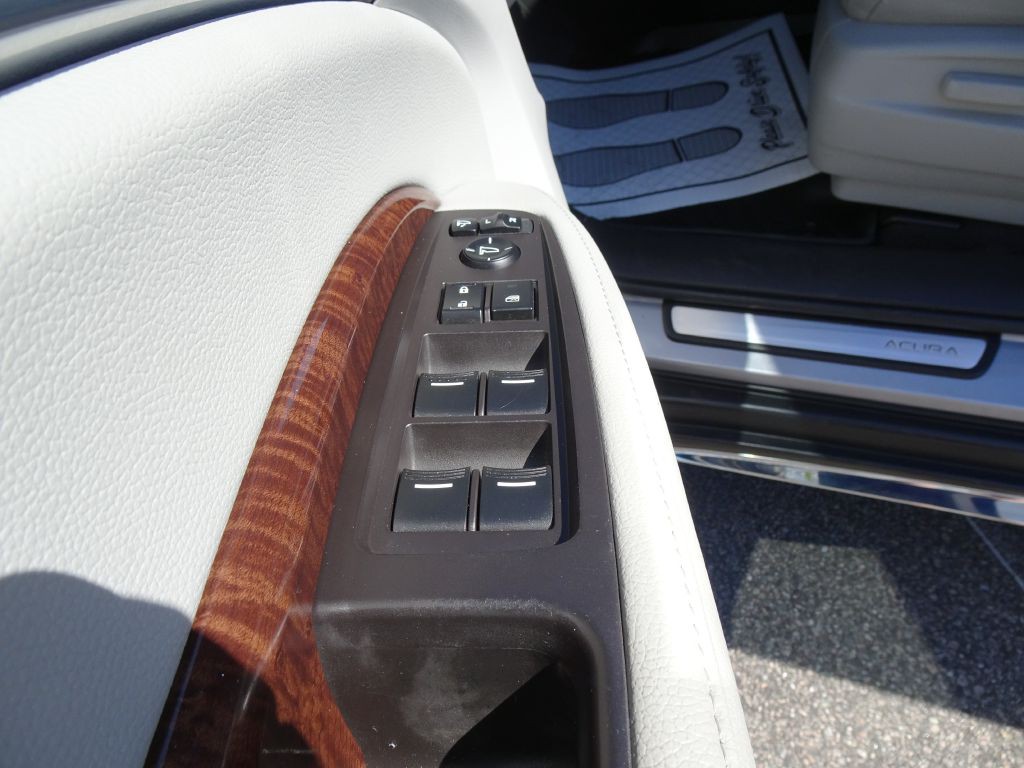 2017 Acura MDX Image 12