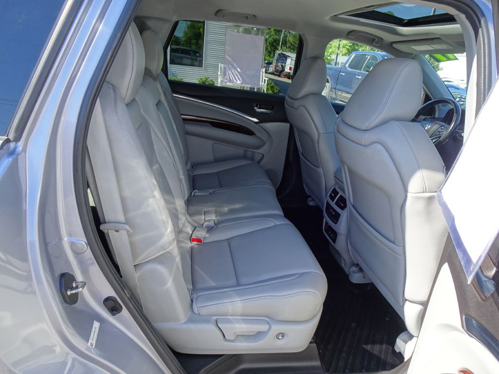 2017 Acura MDX Image 18
