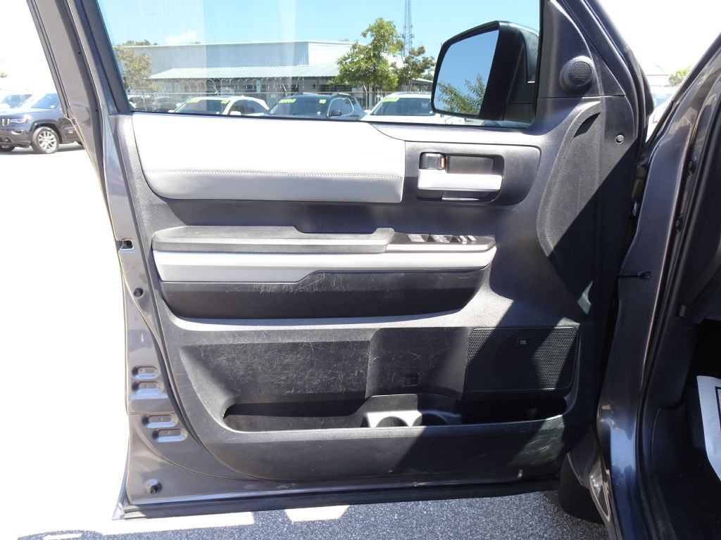 2018 Toyota Tundra Image 11