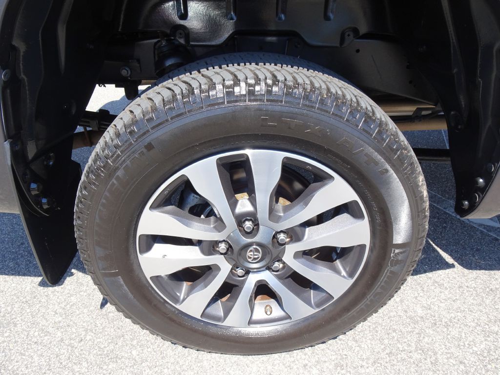 2018 Toyota Tundra Image 35