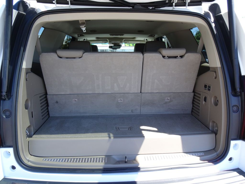 2016 Chevrolet Tahoe Image 32