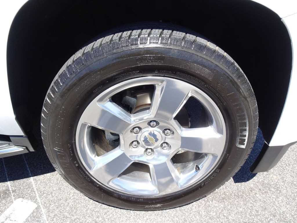 2016 Chevrolet Tahoe Image 38