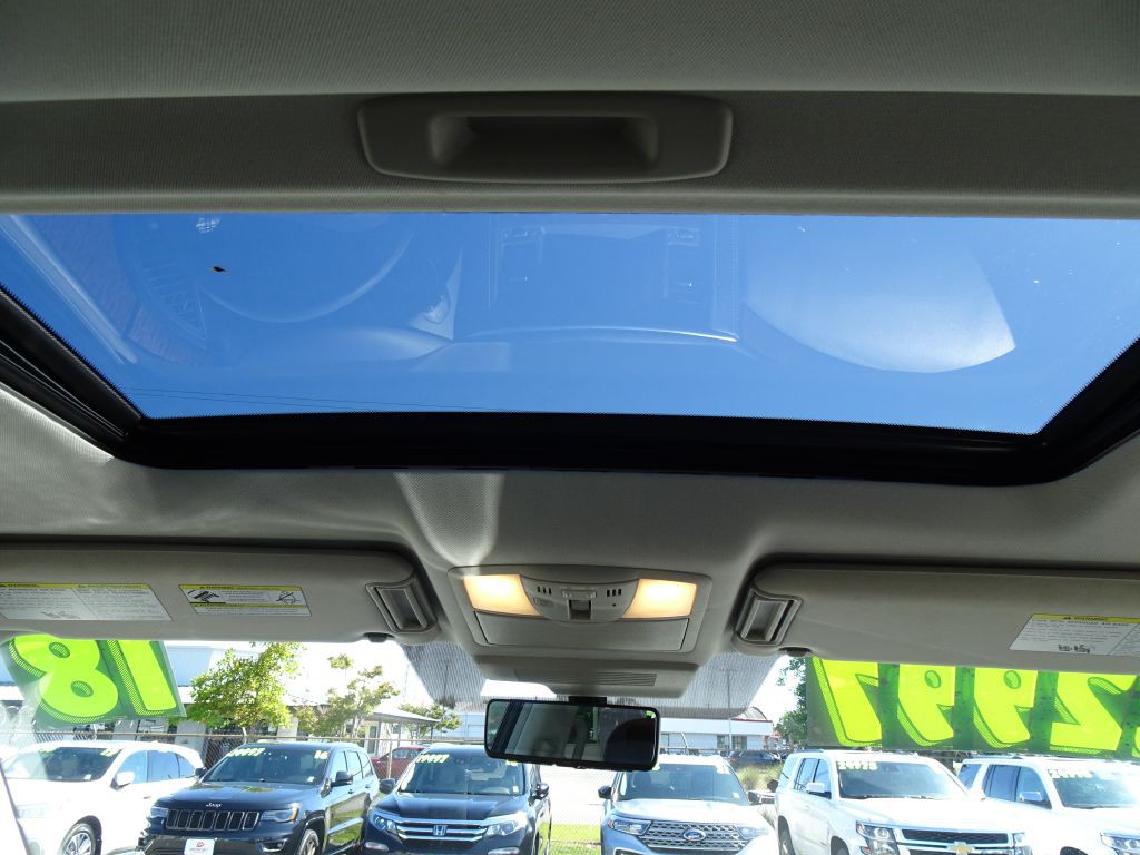 2018 Nissan Armada Image 22