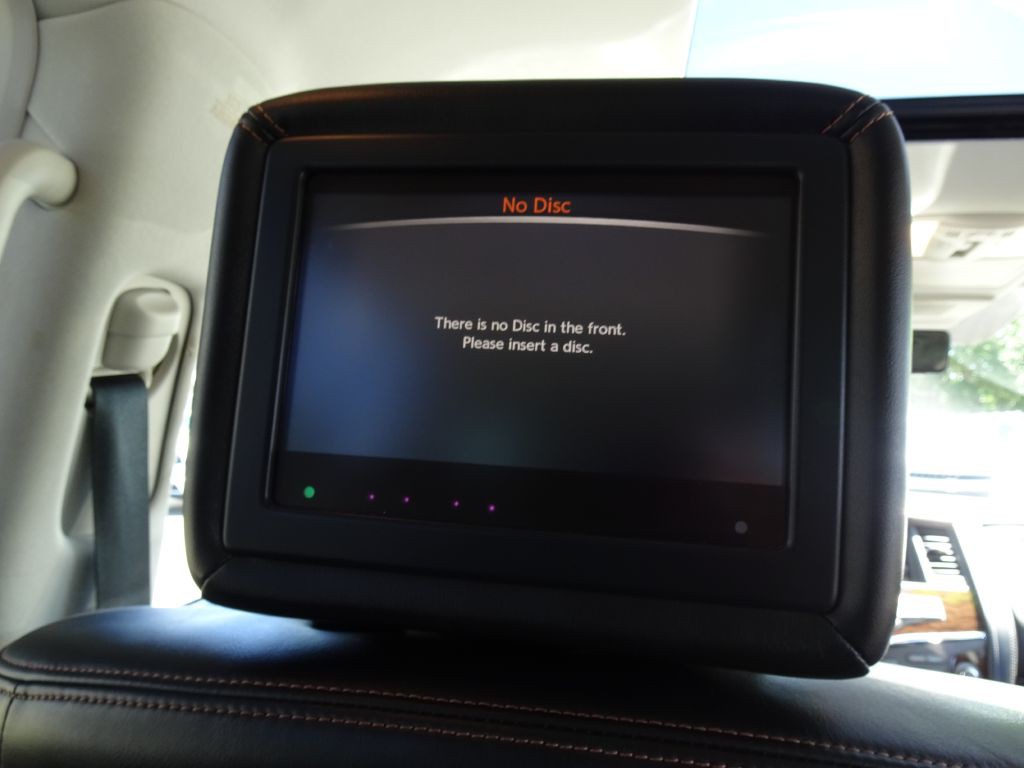 2018 Nissan Armada Image 24