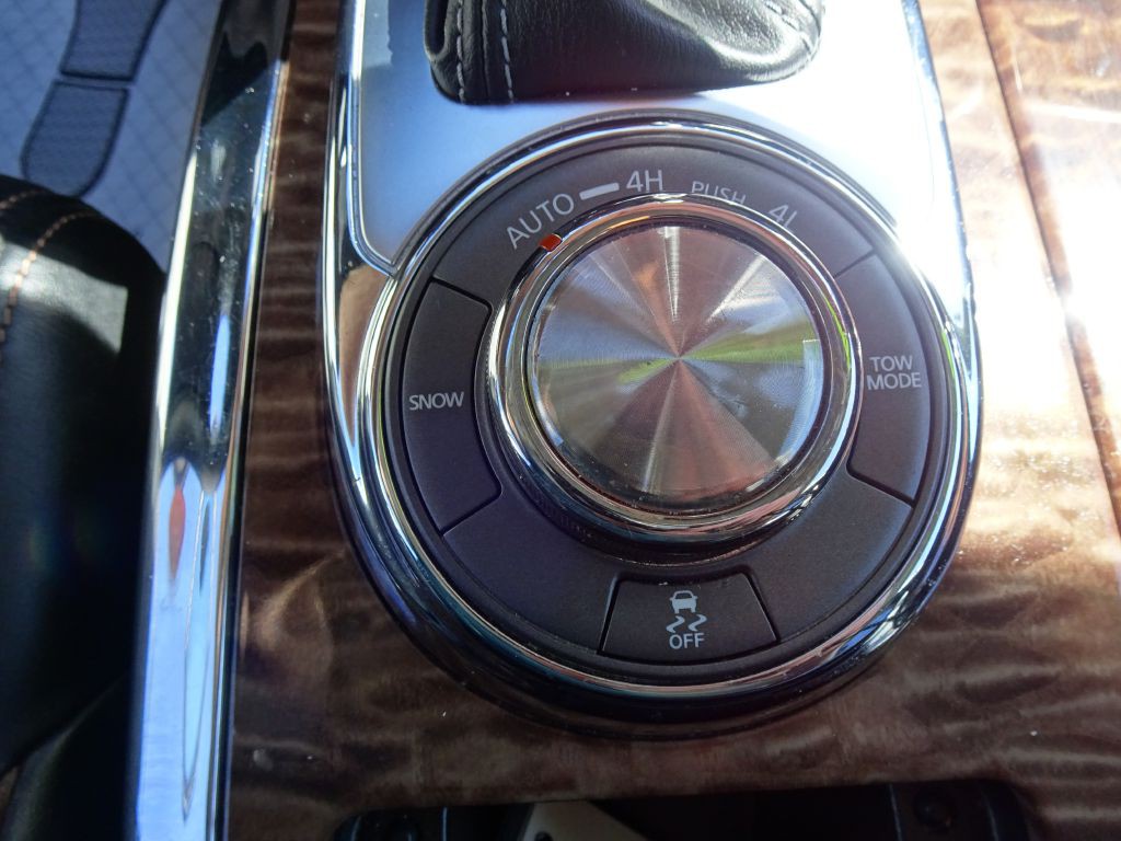 2018 Nissan Armada Image 28