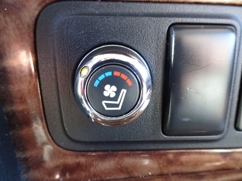 2018 Nissan Armada Image 29