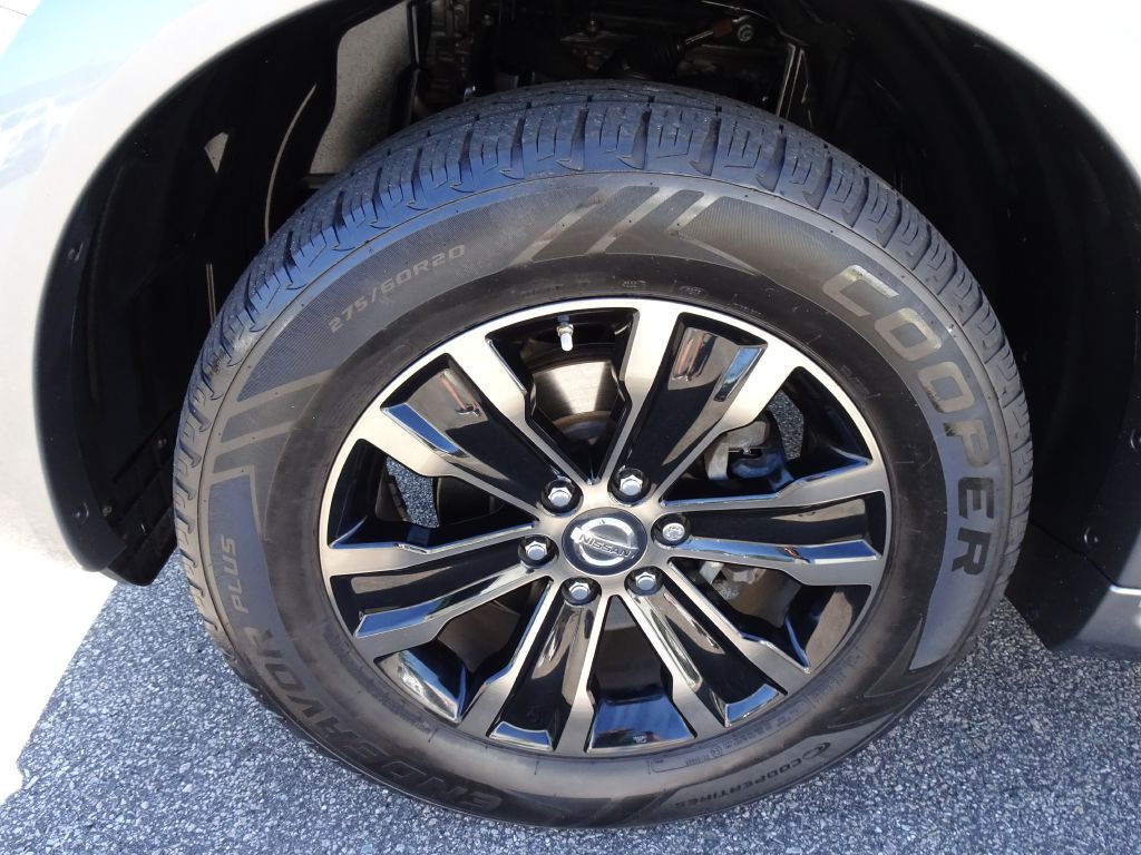 2018 Nissan Armada Image 45