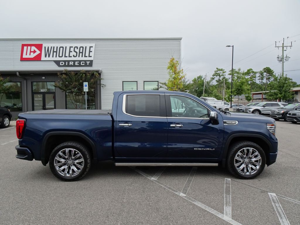2023 GMC Sierra Image 2