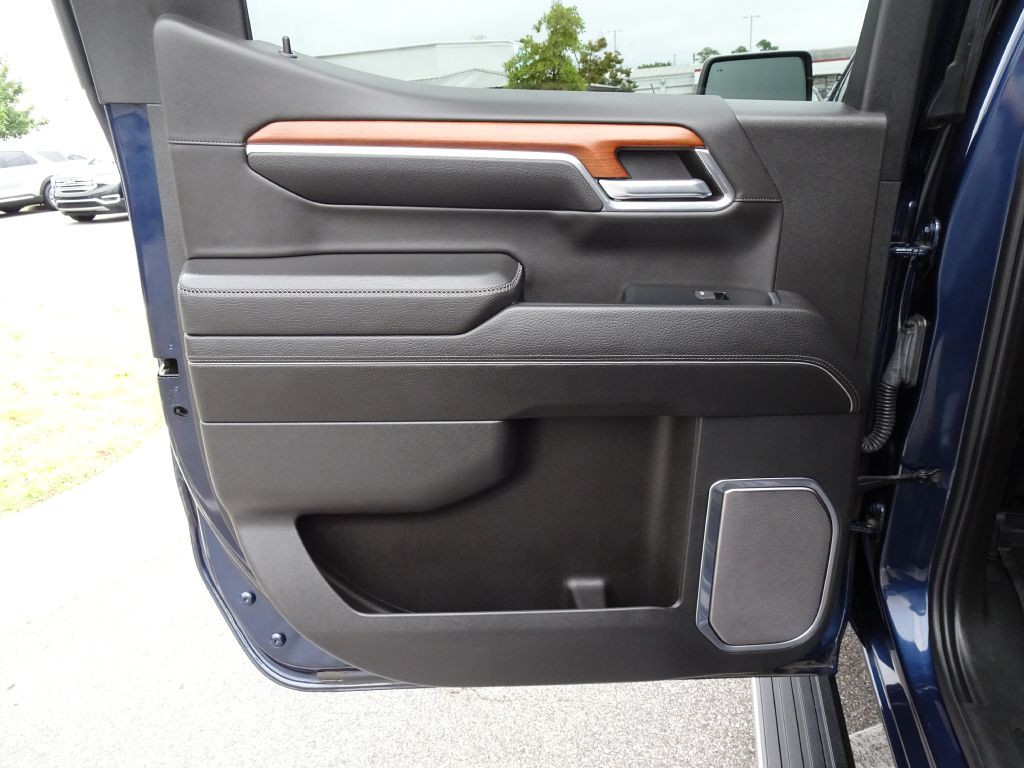 2023 GMC Sierra Image 15
