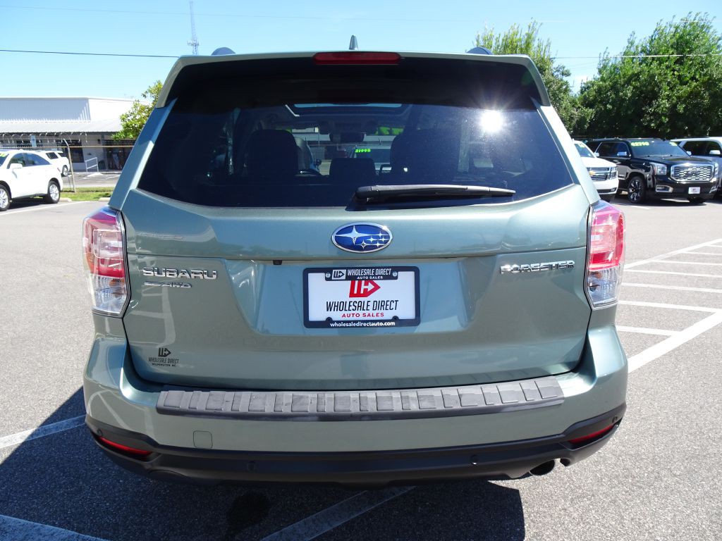 2018 Subaru Forester Image 4