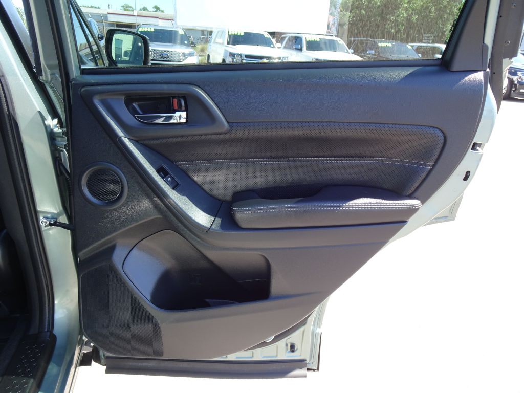 2018 Subaru Forester Image 19