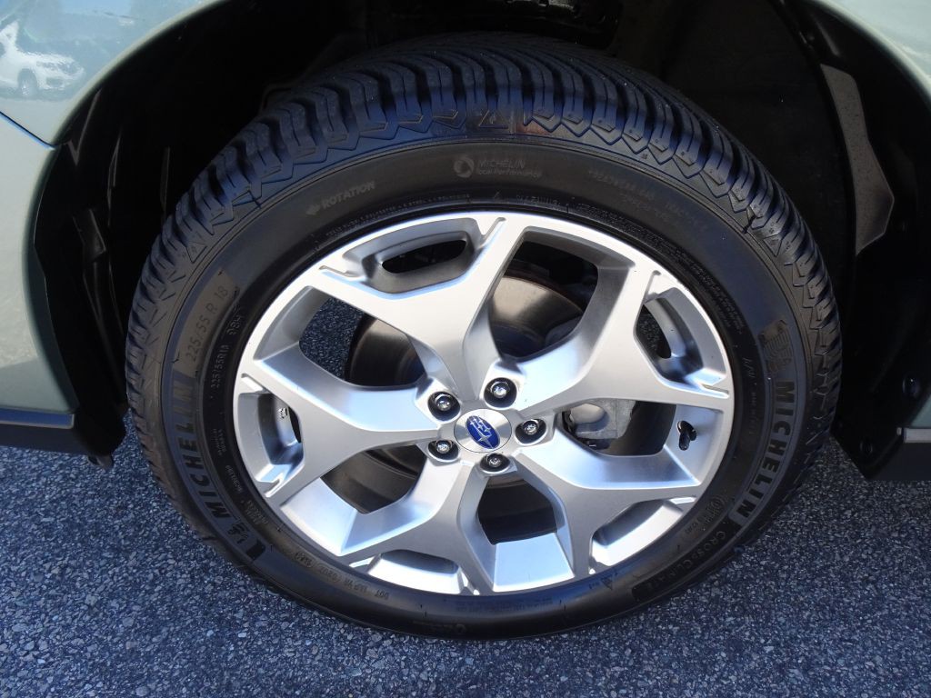 2018 Subaru Forester Image 38
