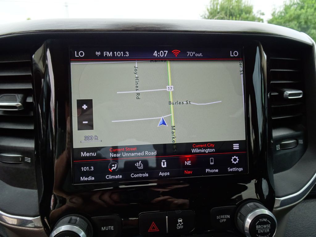 2021 RAM 2500 Image 21