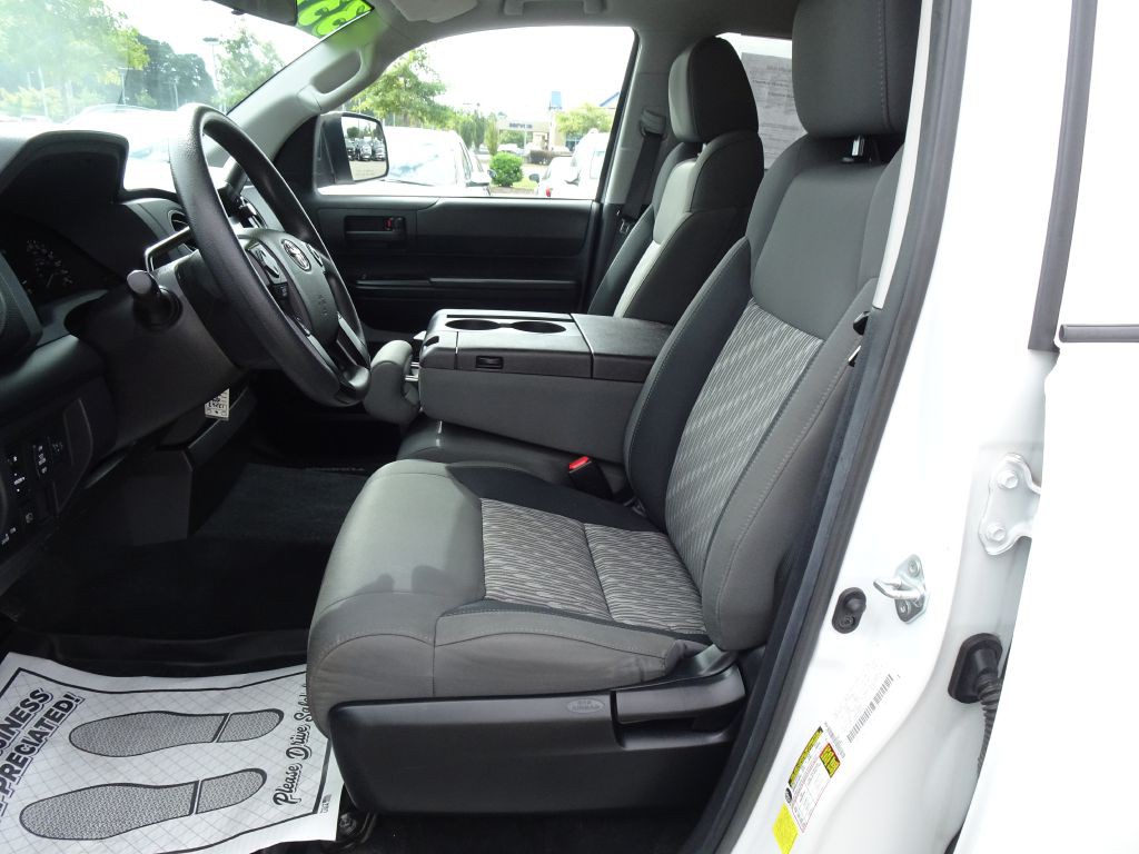 2021 Toyota Tundra Image 9