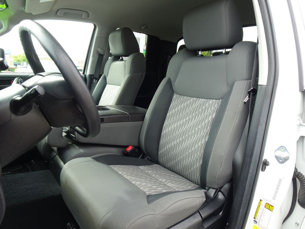 2021 Toyota Tundra Image 10