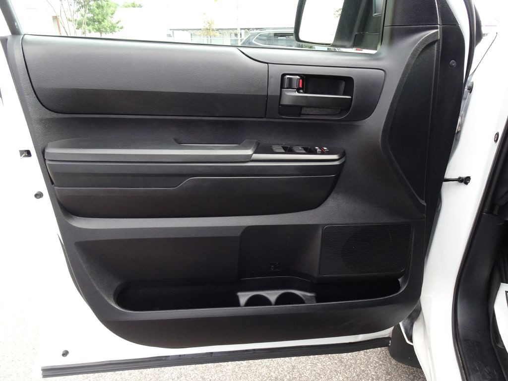 2021 Toyota Tundra Image 11
