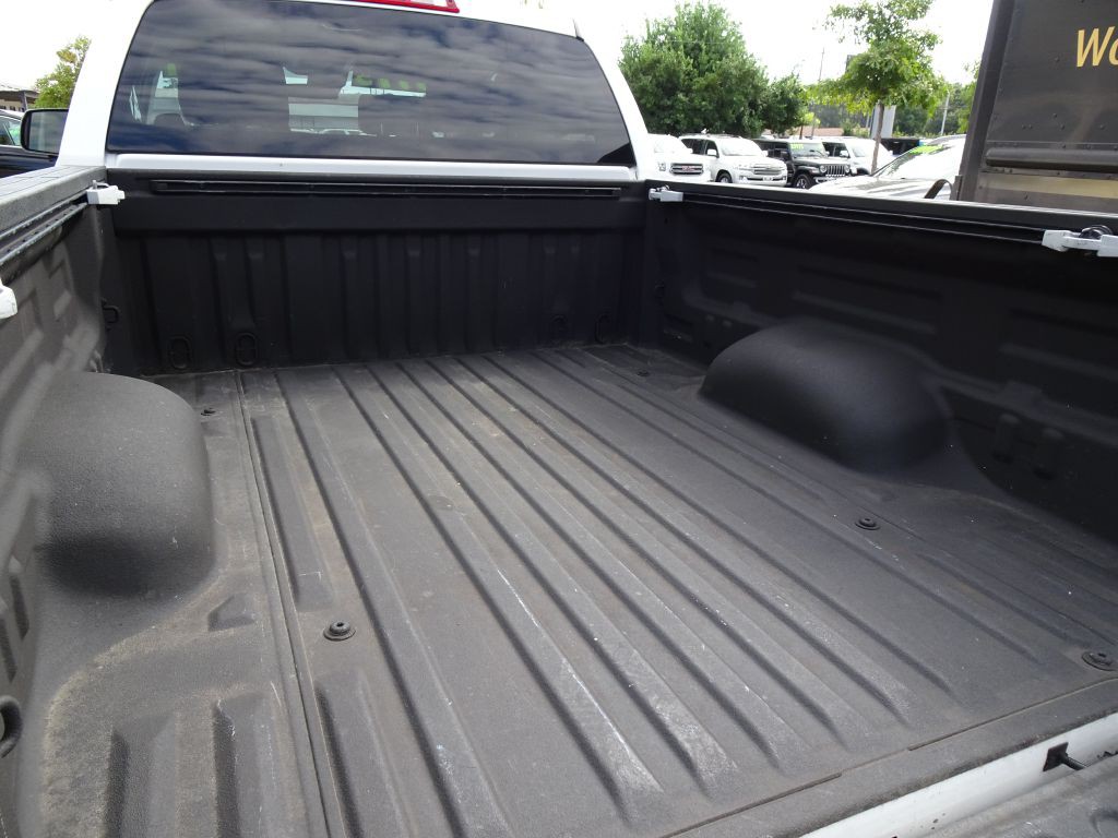 2021 Toyota Tundra Image 28