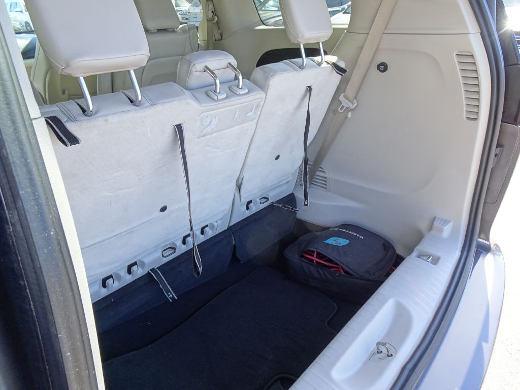 2017 Chrysler Pacifica Image 30