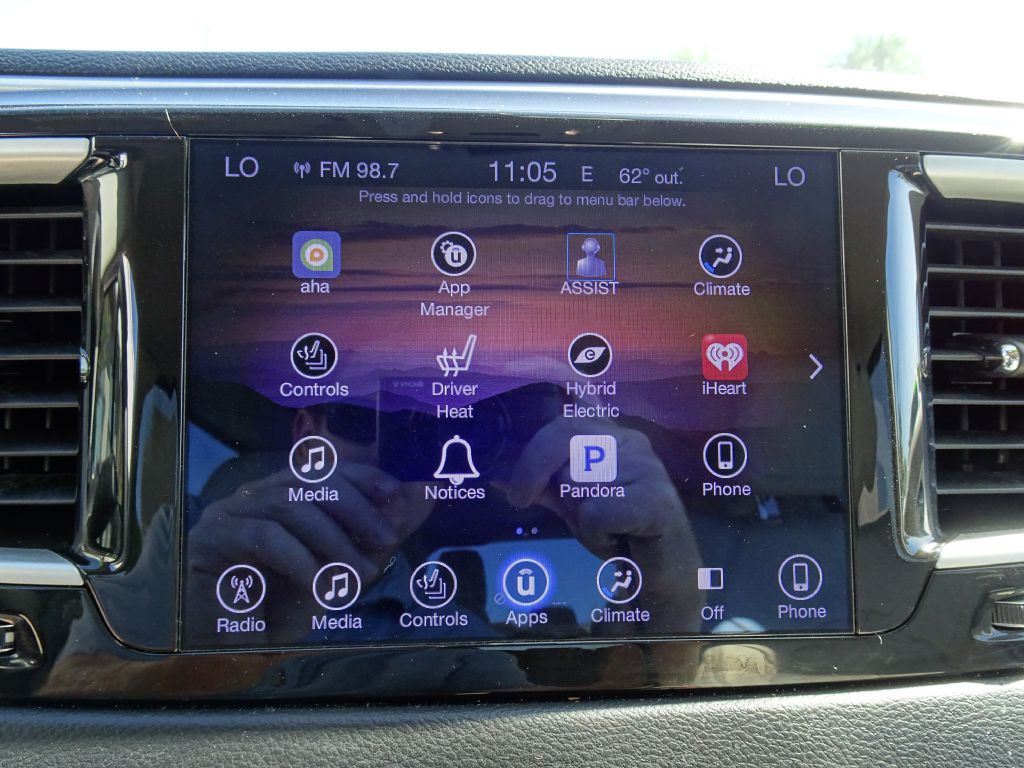 2017 Chrysler Pacifica Image 23