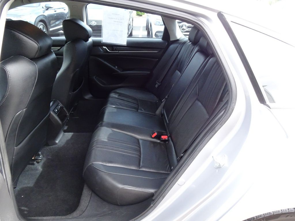 2021 Honda Accord Image 13