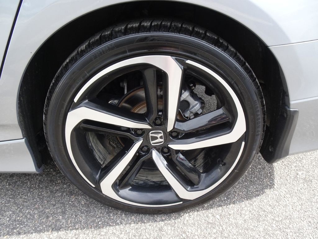 2021 Honda Accord Image 34