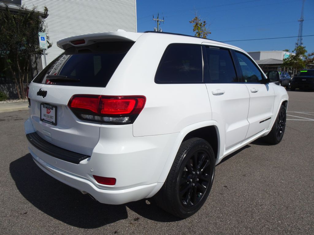 2020 Jeep Grand Cherokee Image 3