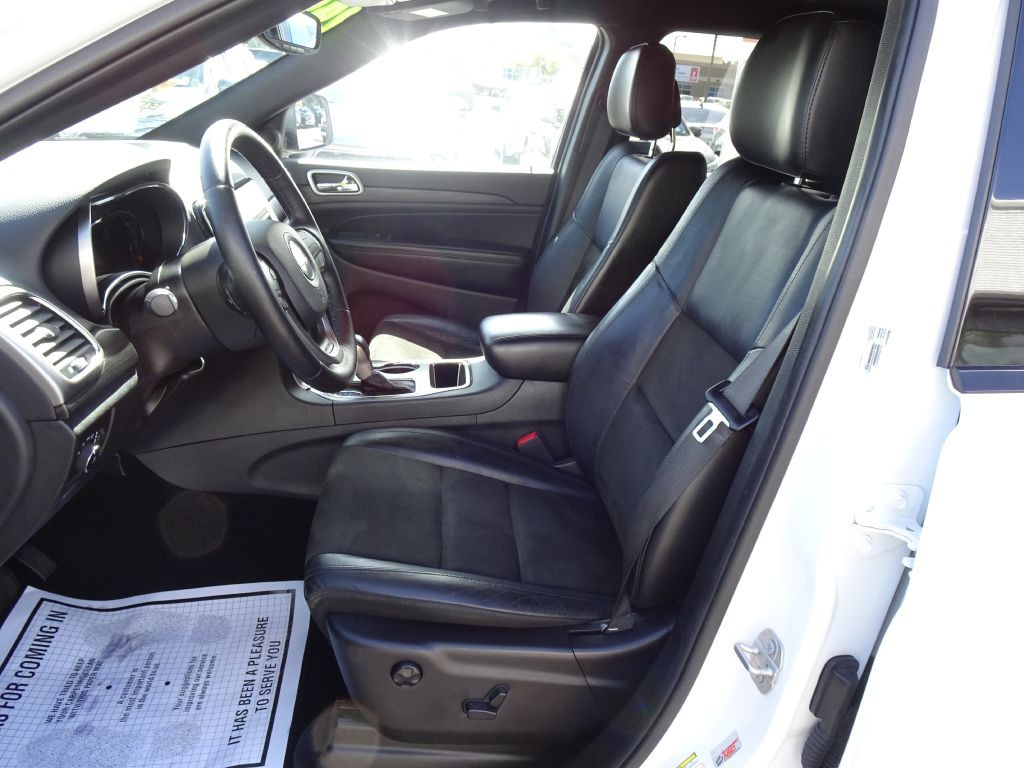 2020 Jeep Grand Cherokee Image 9