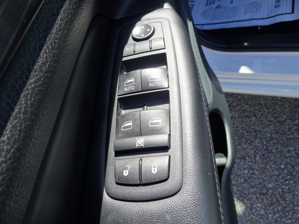 2020 Jeep Grand Cherokee Image 12