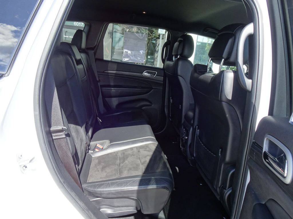 2020 Jeep Grand Cherokee Image 17