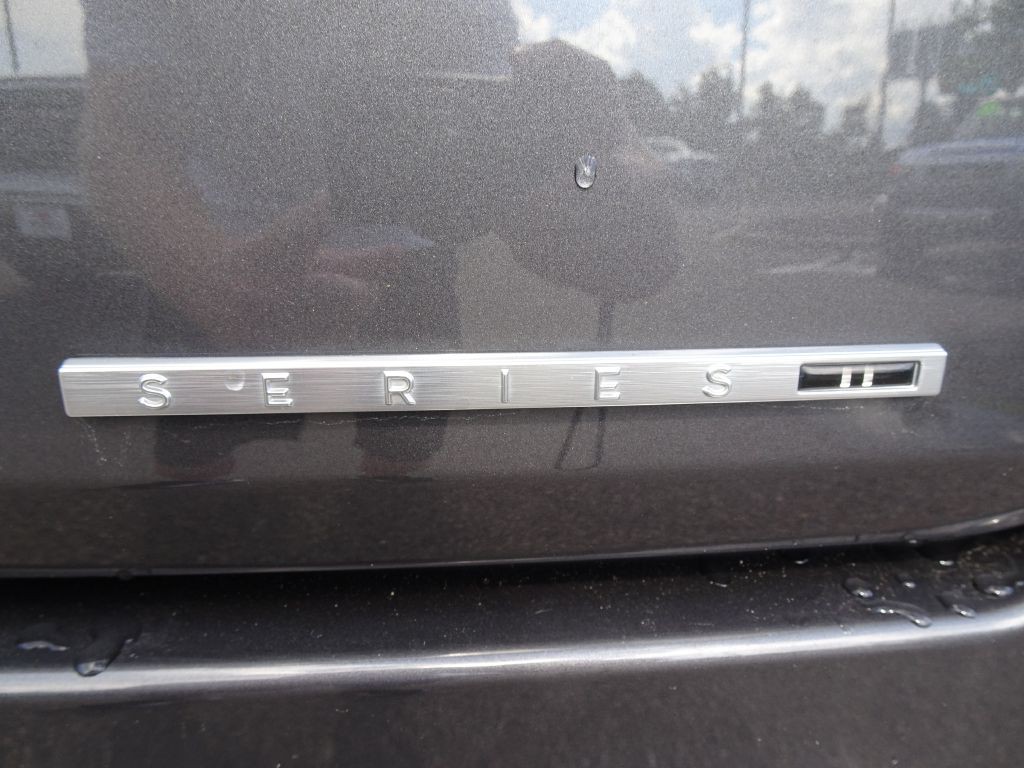 2022 Jeep Wagoneer Image 45